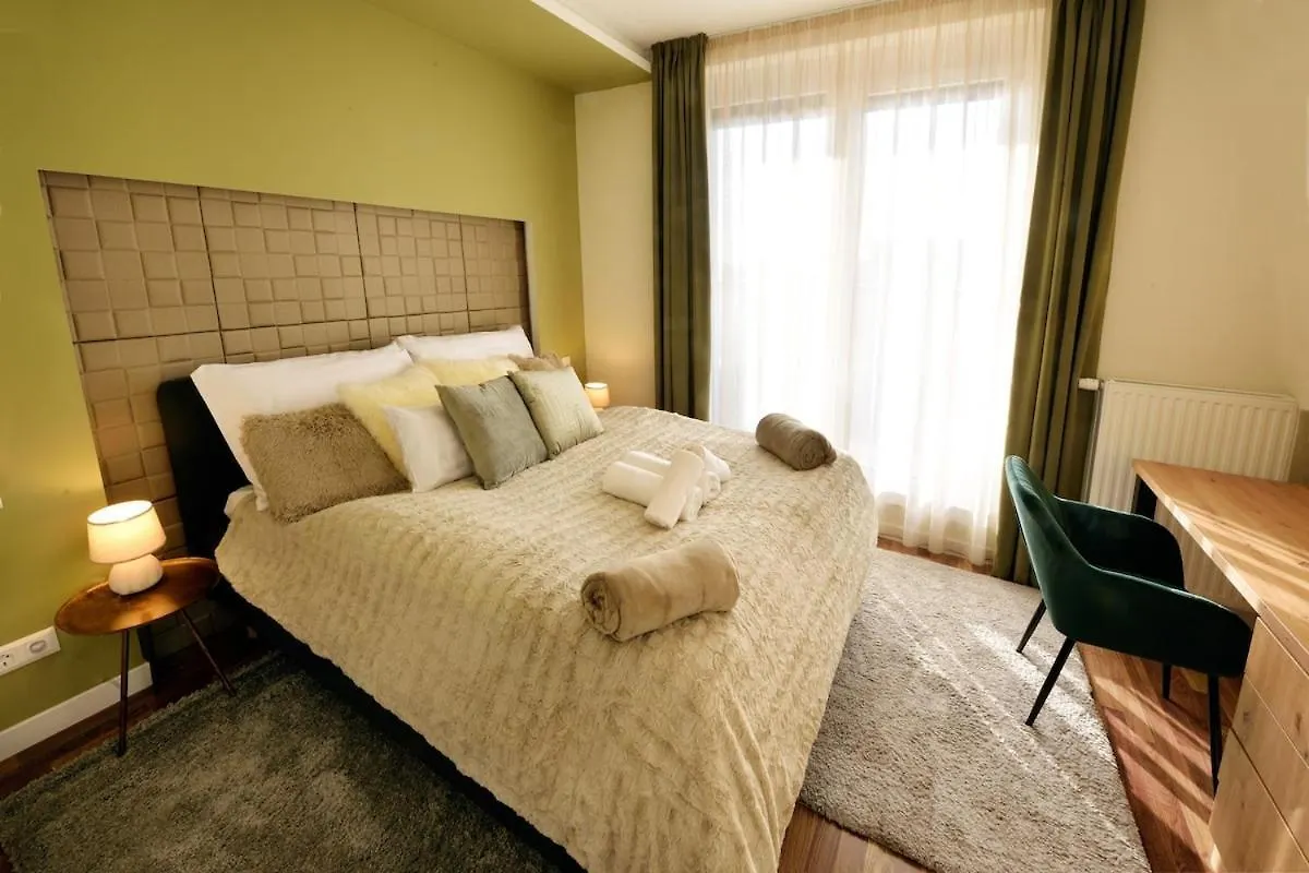 Orangehomes Sunny & Modern 2Br Penthouse With Ac & Terrace Budapest 0*,  Hungary