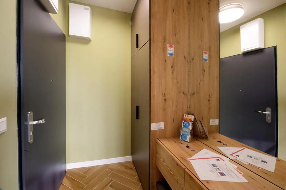 Orangehomes Sunny & Modern 2Br Penthouse With Ac & Terrace Budapest 0*,  Hungary